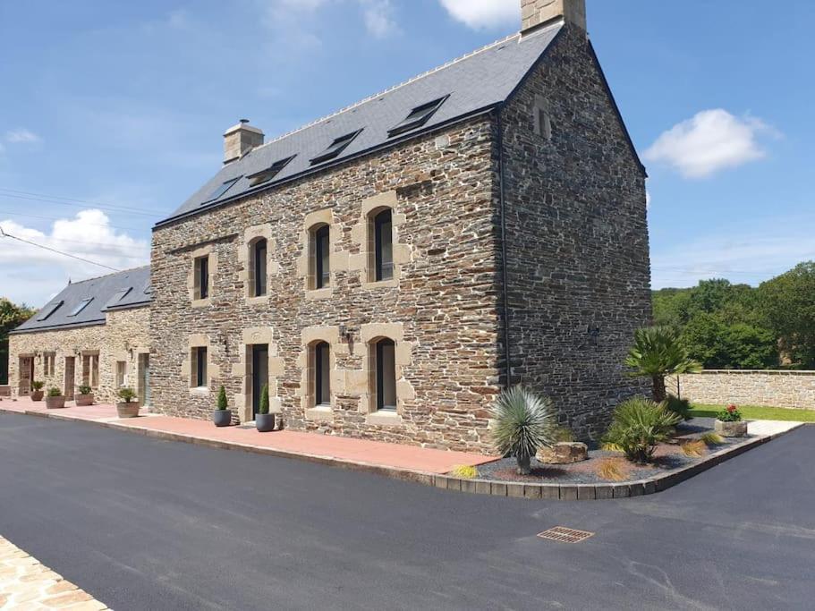 Gite Manoir De Kerlez Briec 外观 照片