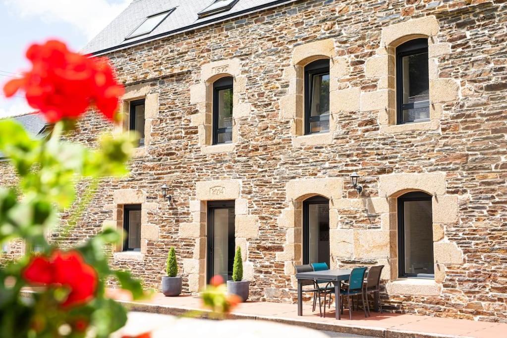 Gite Manoir De Kerlez Briec 外观 照片